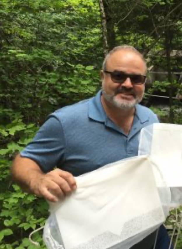 Xavier Cortada working in the experiemental garden